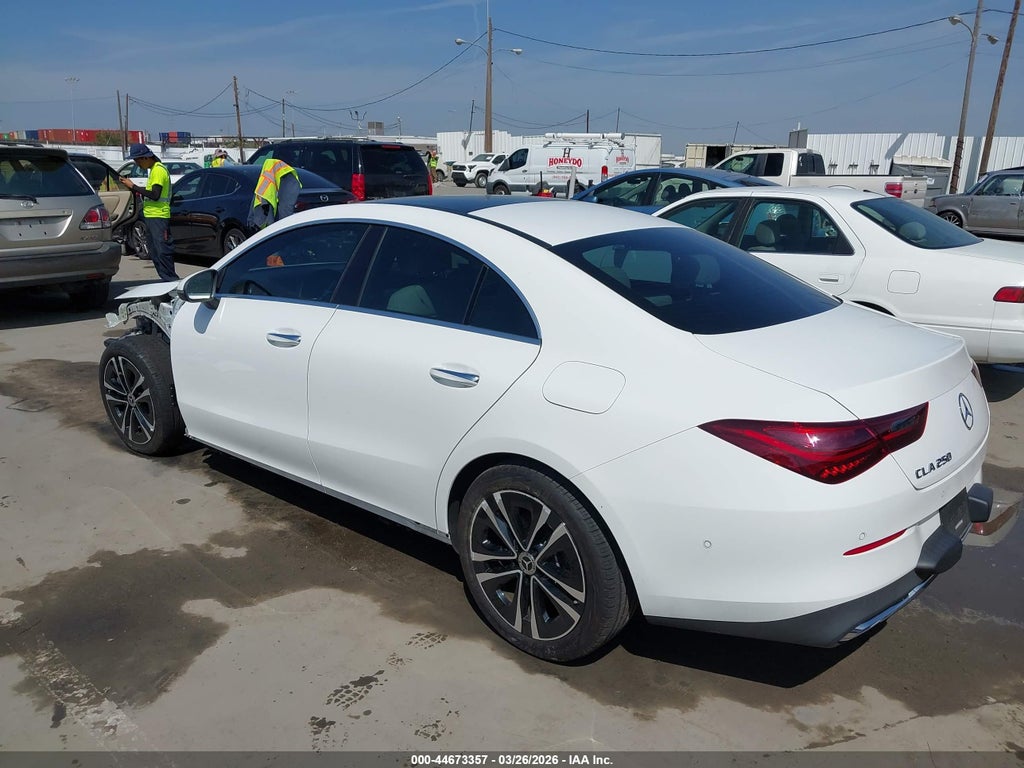 Mercedes-Benz CLA 2025