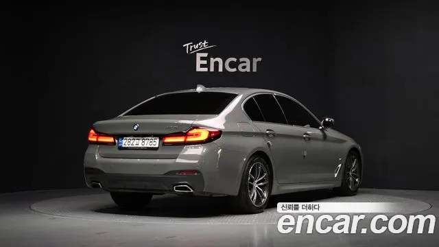 BMW 5 серии 2021
