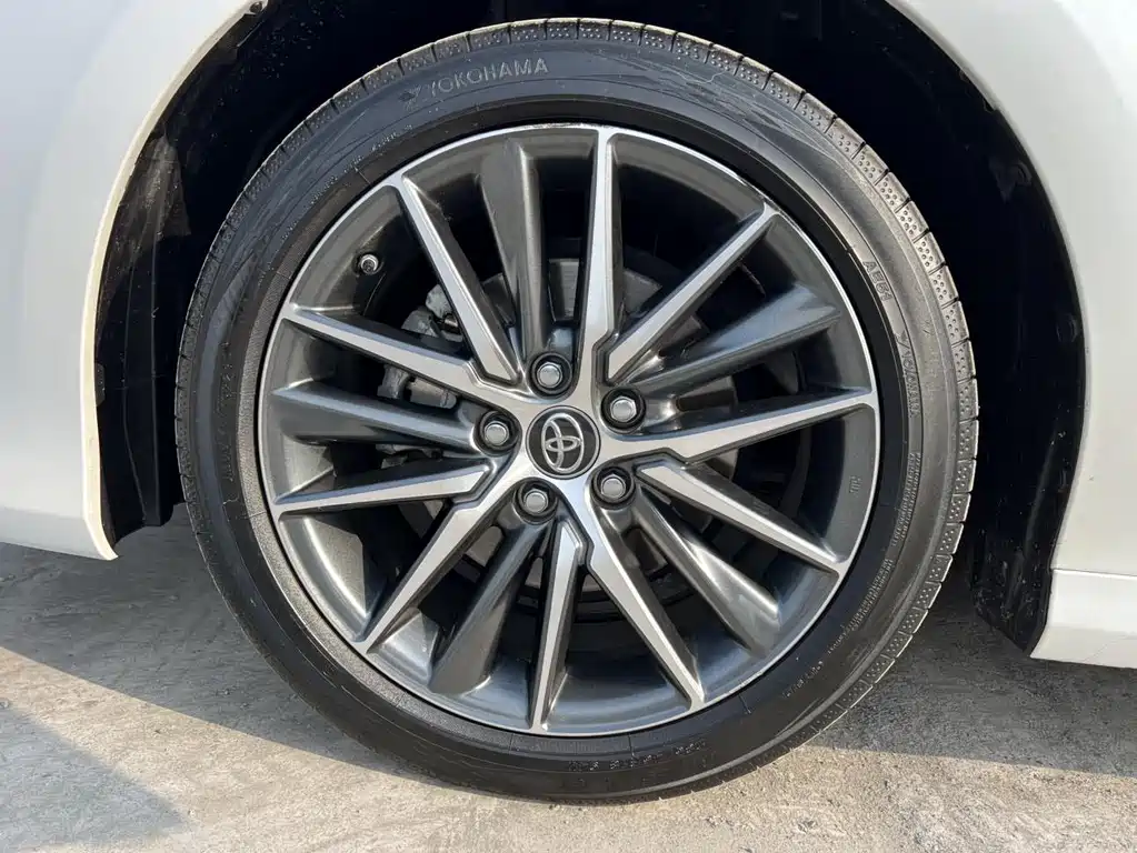 Toyota Camry 2023