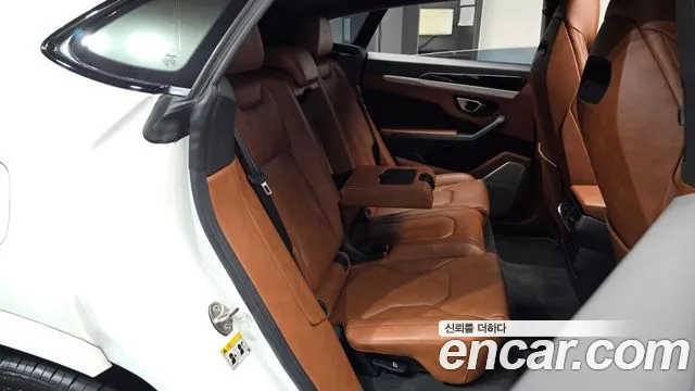 Lamborghini Urus 2020