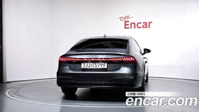 Audi A7 2025