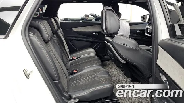 Peugeot 5008 2022