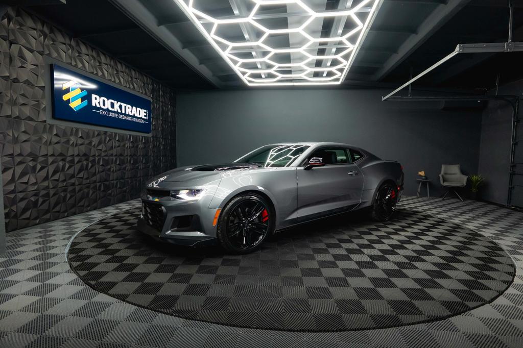 Chevrolet Camaro 2021