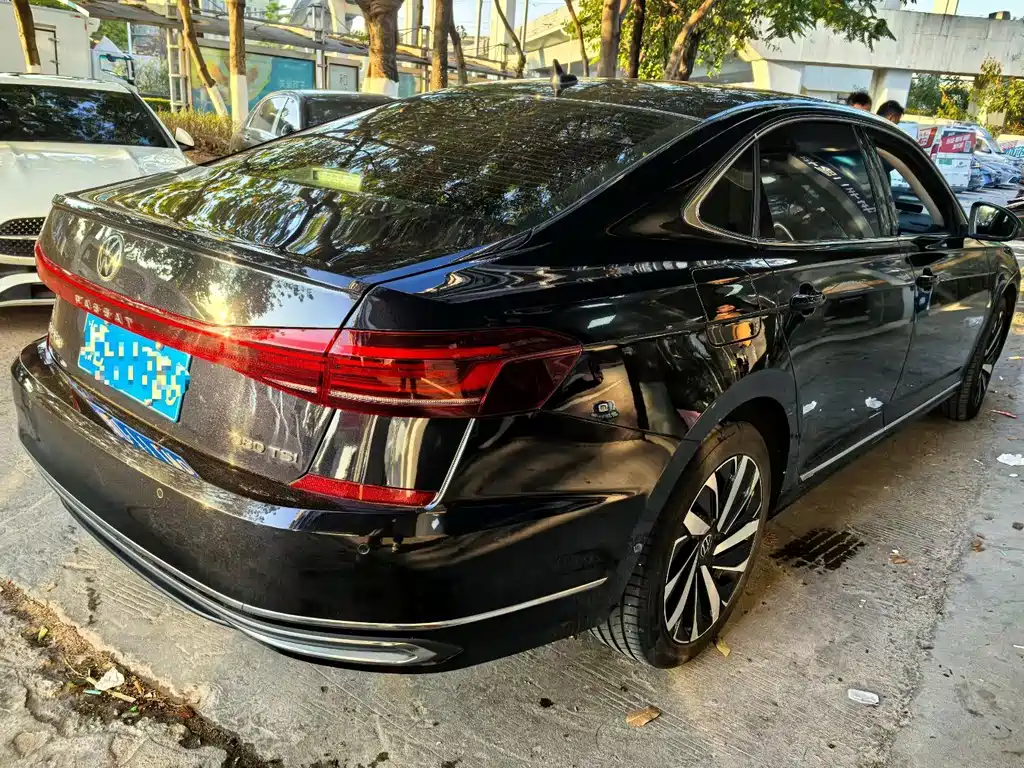 Volkswagen Passat 2024