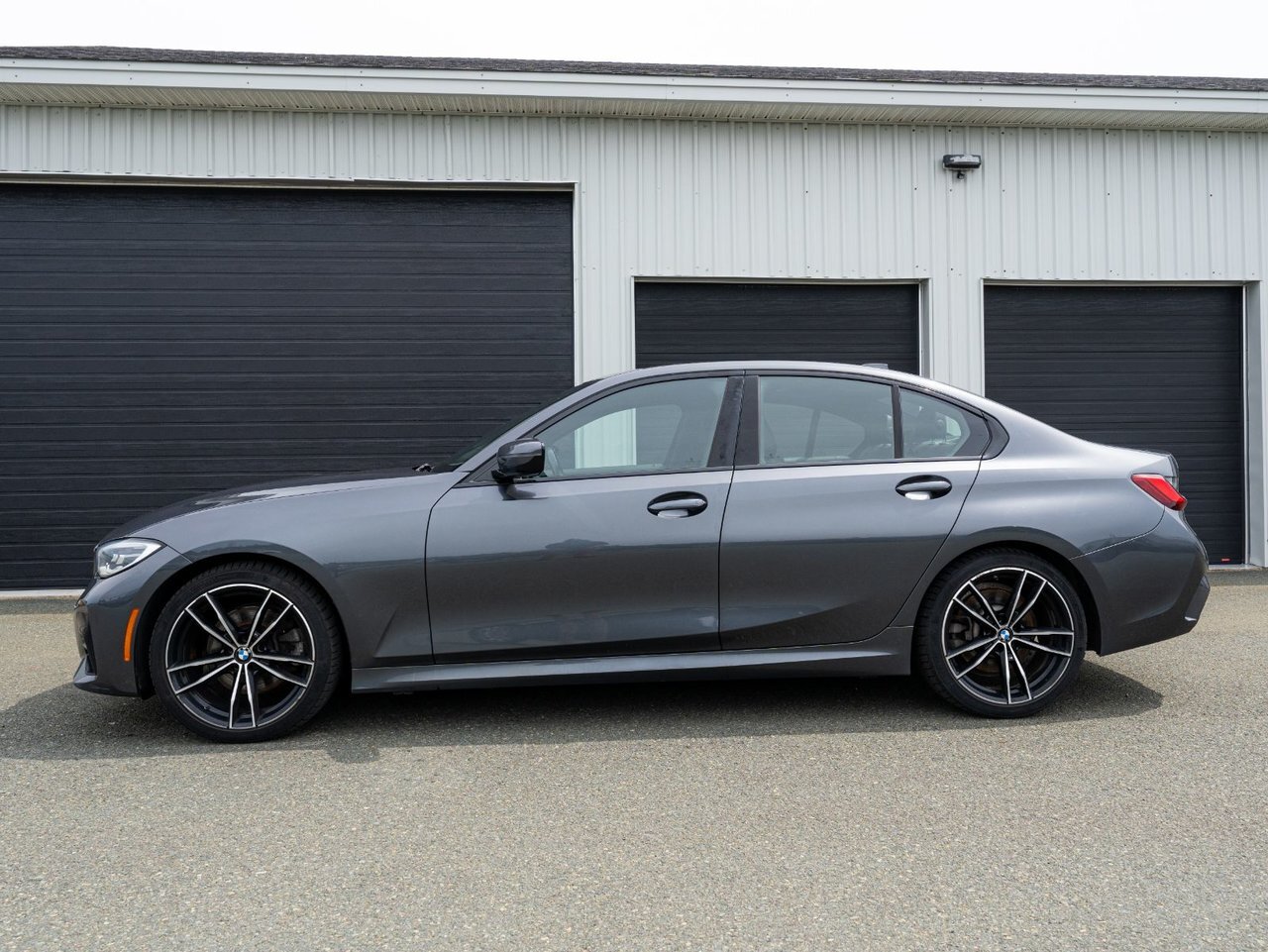 BMW 3 серии 2022