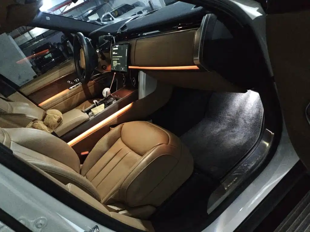 Land Rover Range Rover 2023
