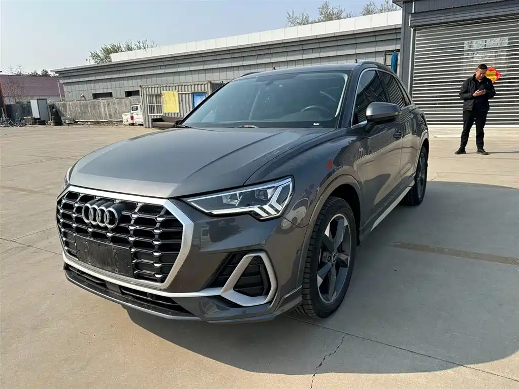Audi Q3 2022