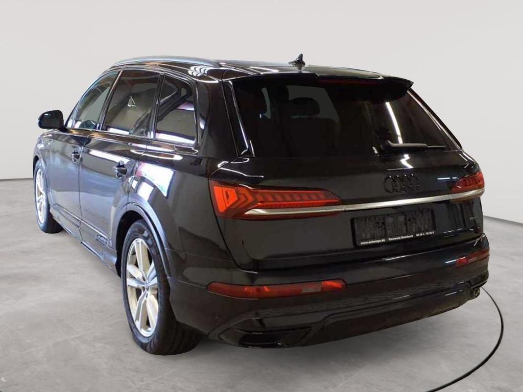 Audi Q7 2021