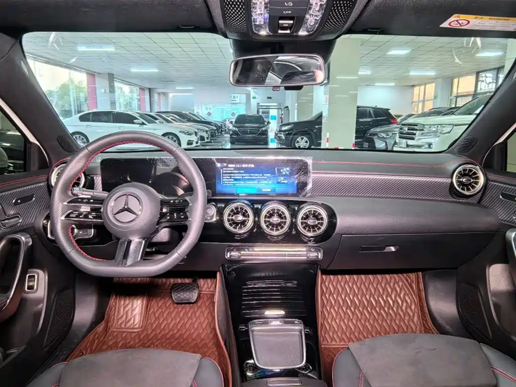 Mercedes-Benz A-Класс 2025