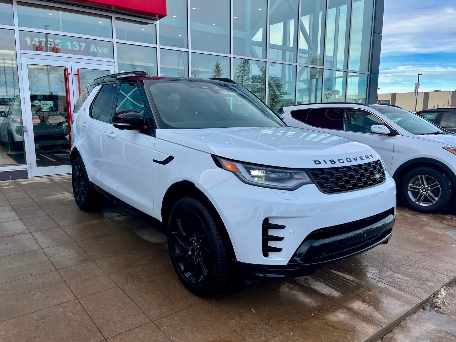 Land Rover Discovery 2024