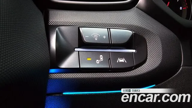 Hyundai Veloster 2021