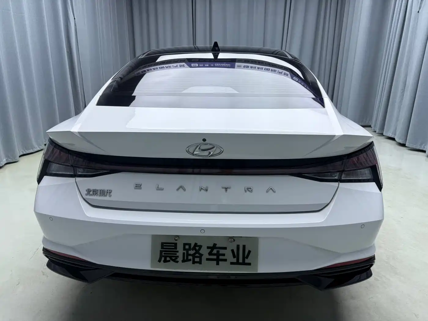 Hyundai Elantra 2022