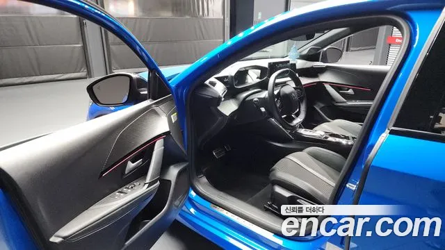 Peugeot 208 2022