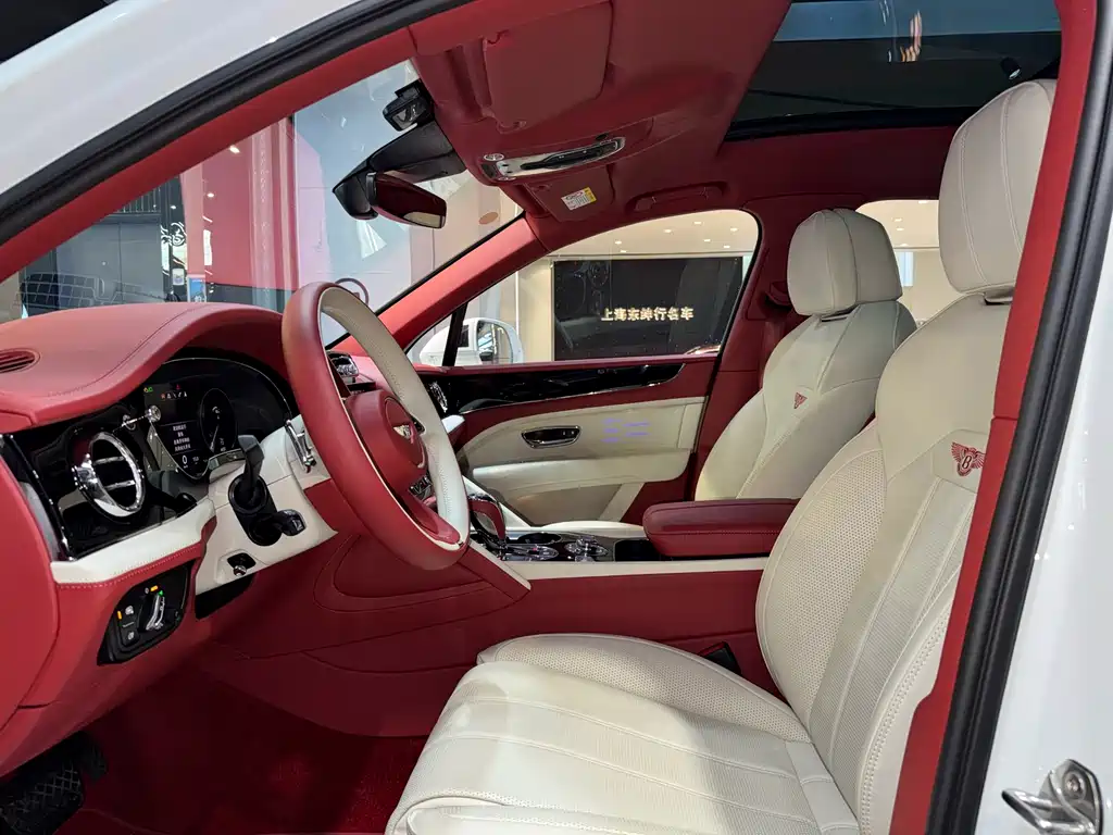 Bentley Bentayga 2023