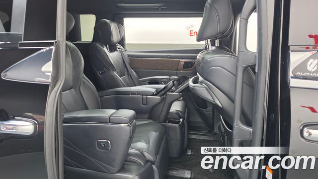 Toyota Alphard 2024
