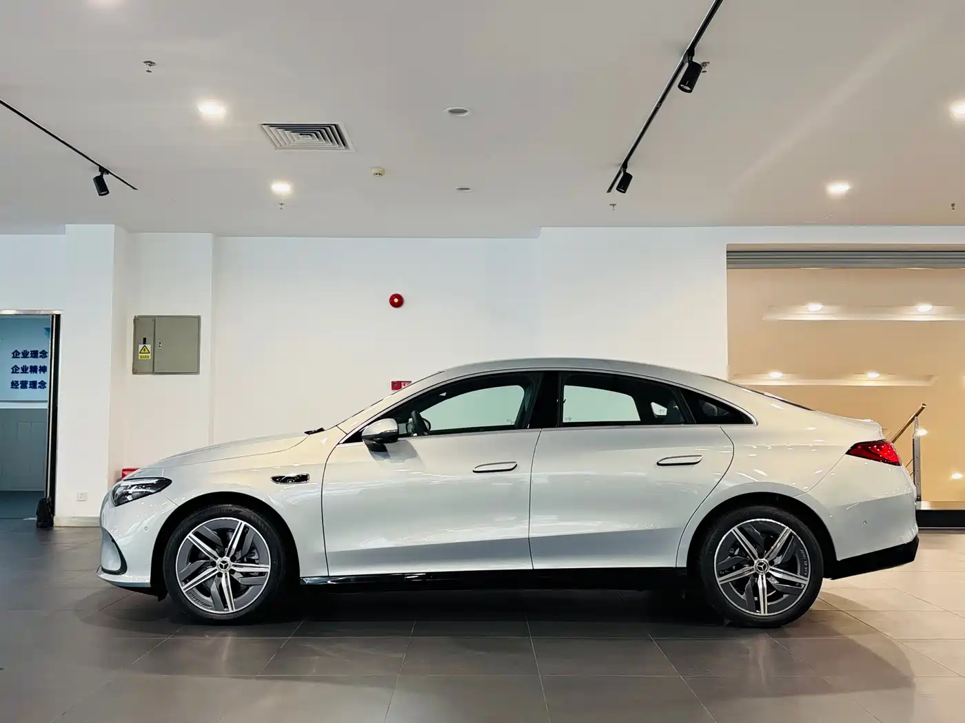 Mercedes-Benz CLA 2025