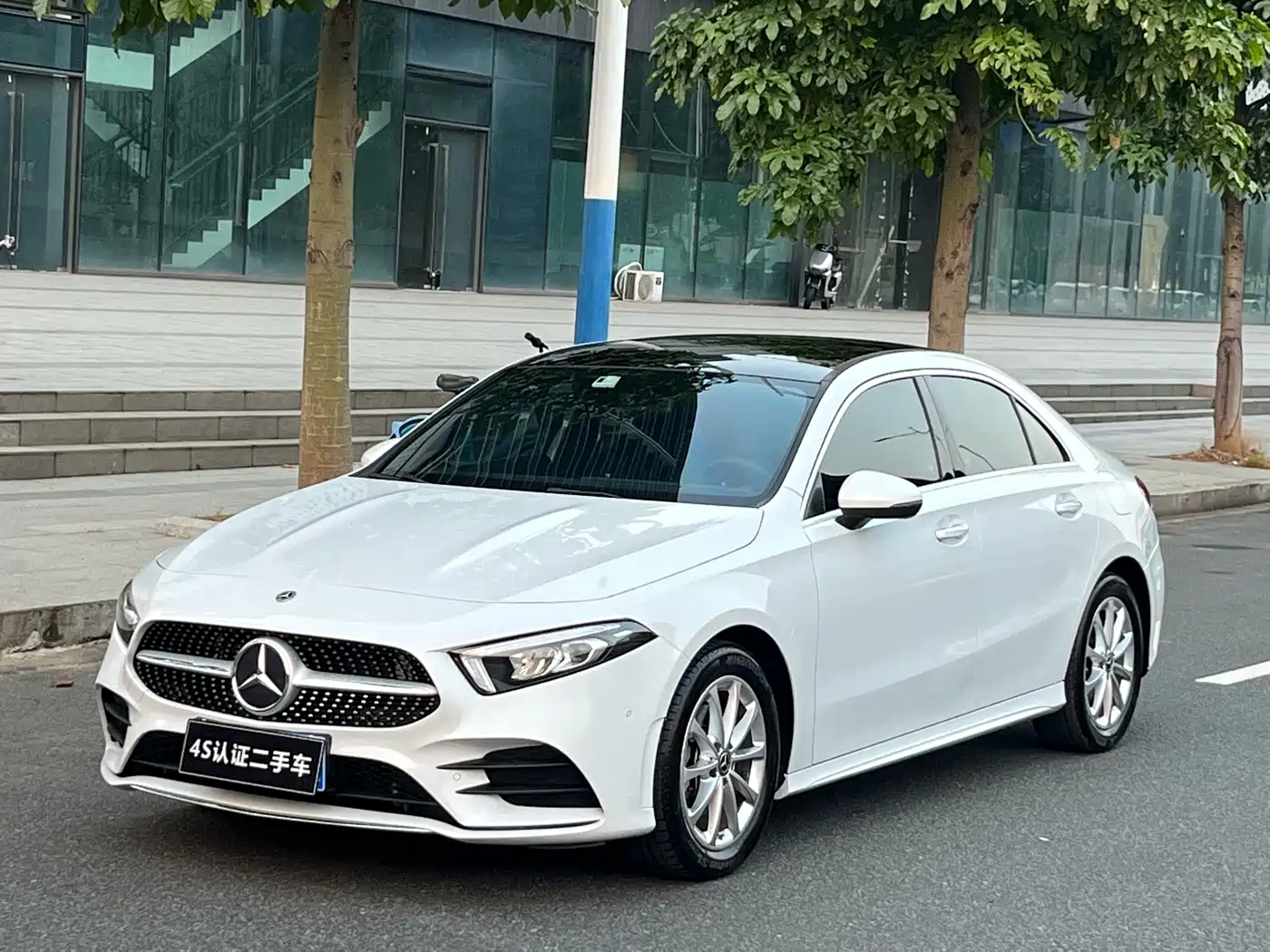 Mercedes-Benz A-Класс 2022