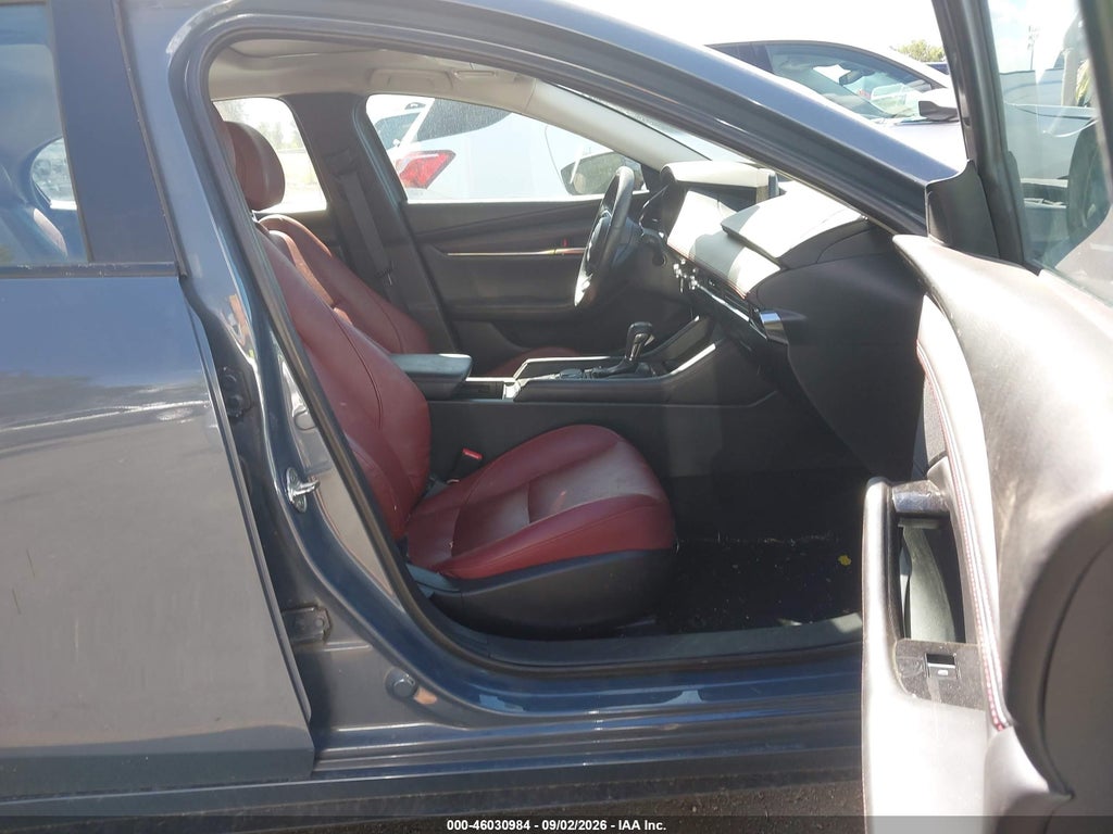 Mazda 3 2024