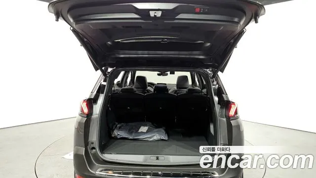 Peugeot 5008 2024