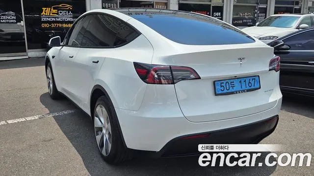 Tesla Model Y 2021