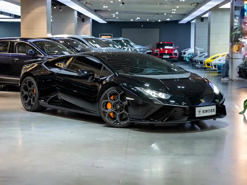 Lamborghini Huracán 2025