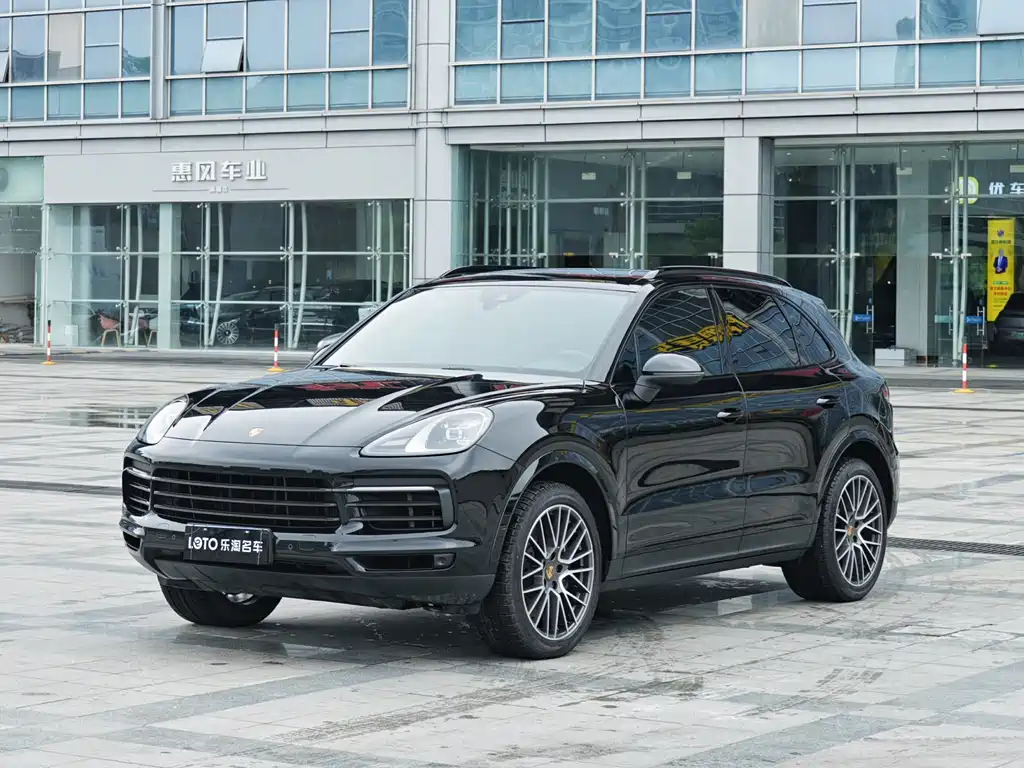 Porsche Cayenne 2022