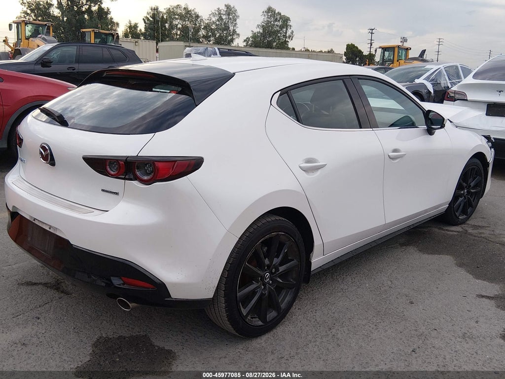 Mazda 3 2021