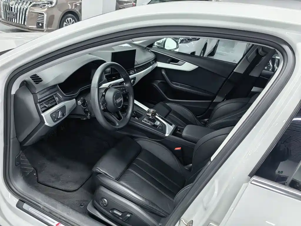 Audi A4 2021