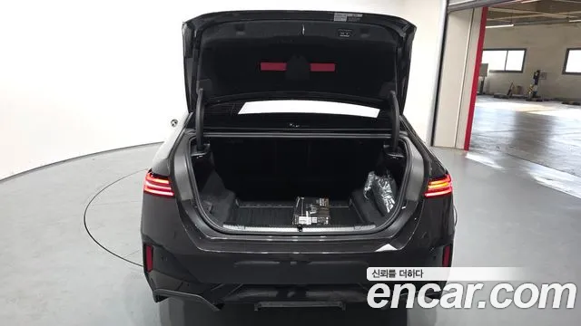 BMW 5 серии 2025