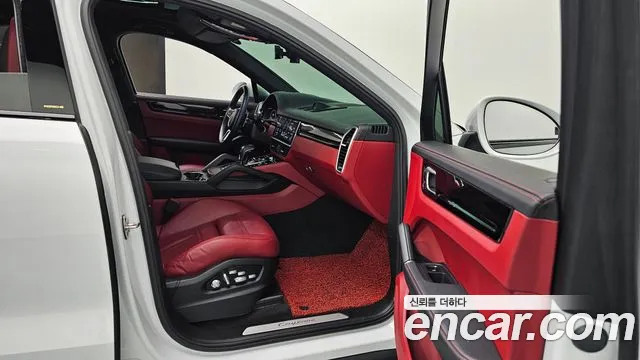 Porsche Cayenne 2020