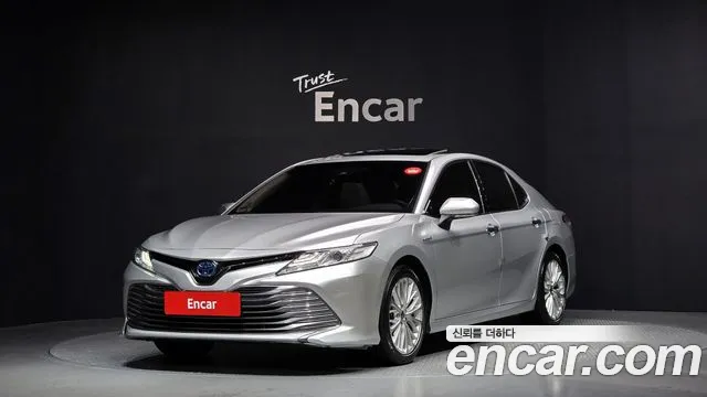 Toyota Camry 2021