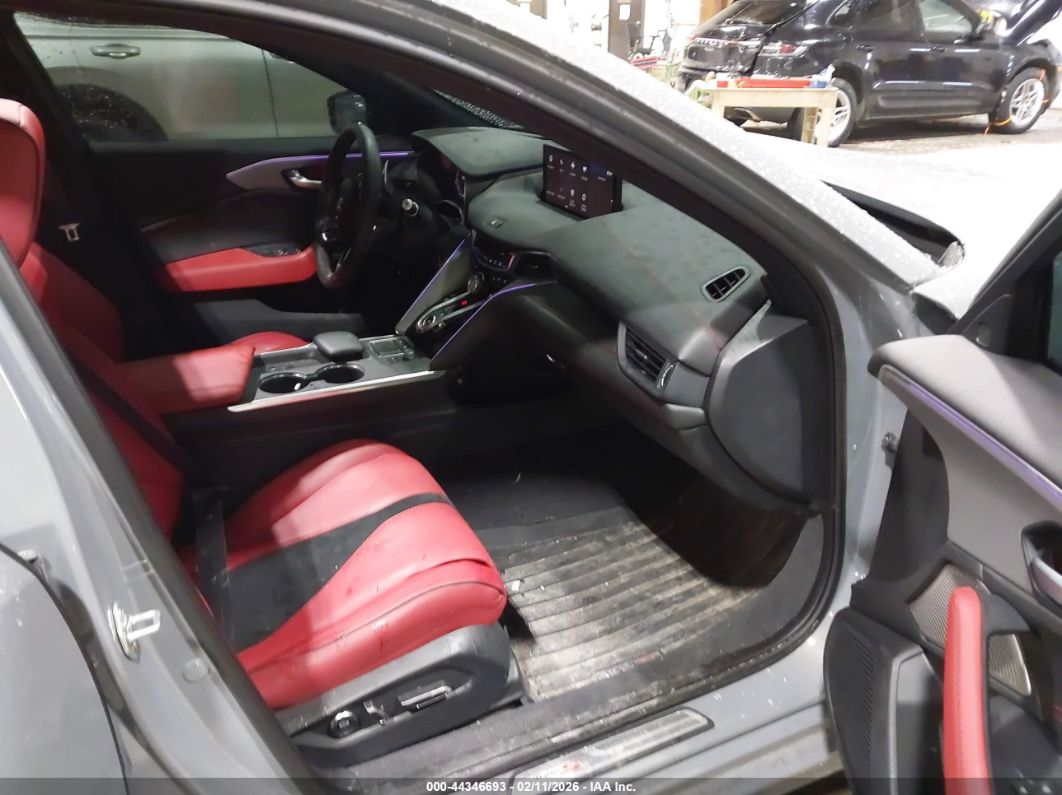 Acura TLX 2025