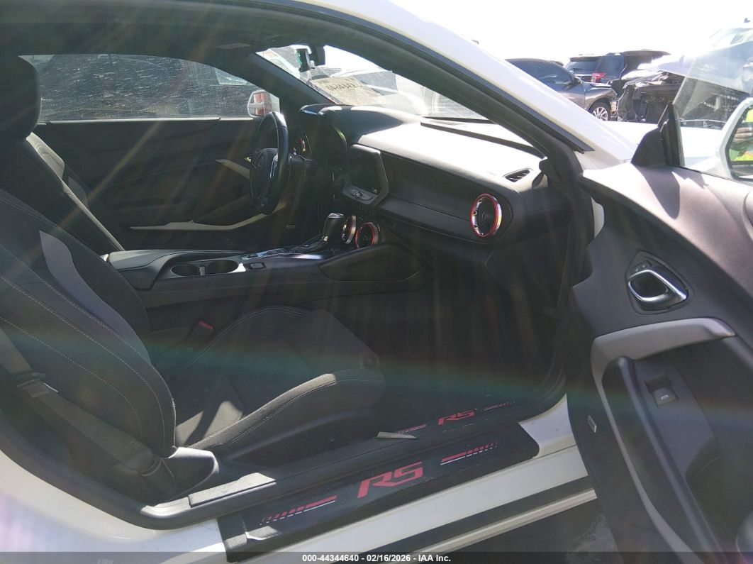 Chevrolet Camaro 2021