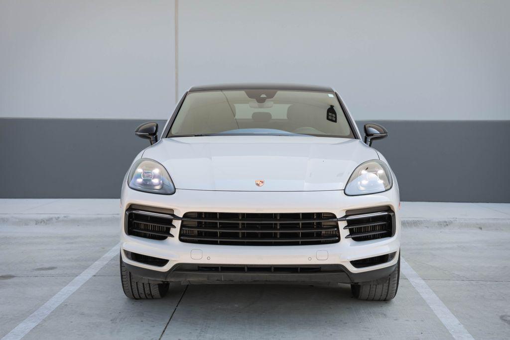 Porsche Cayenne 2021
