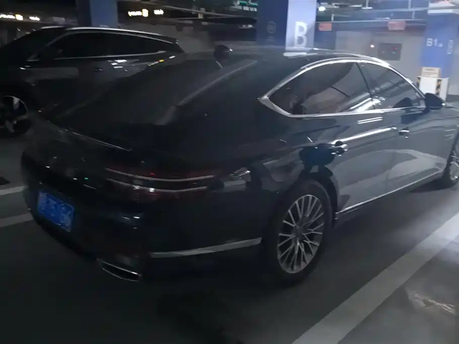 Genesis G80 2023