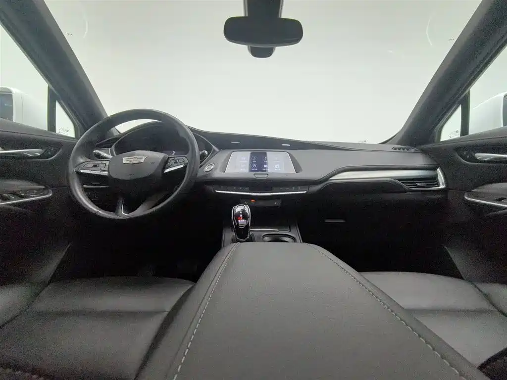 Cadillac XT4 2021