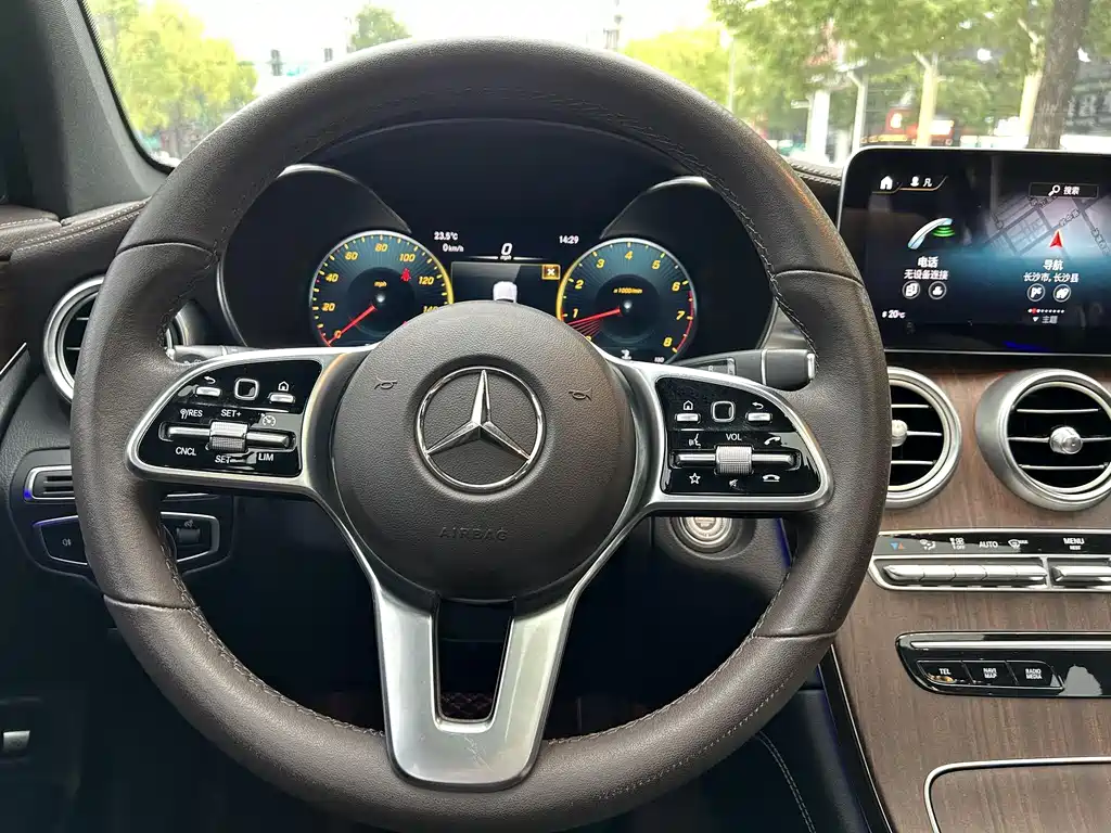 Mercedes-Benz GLC 2021