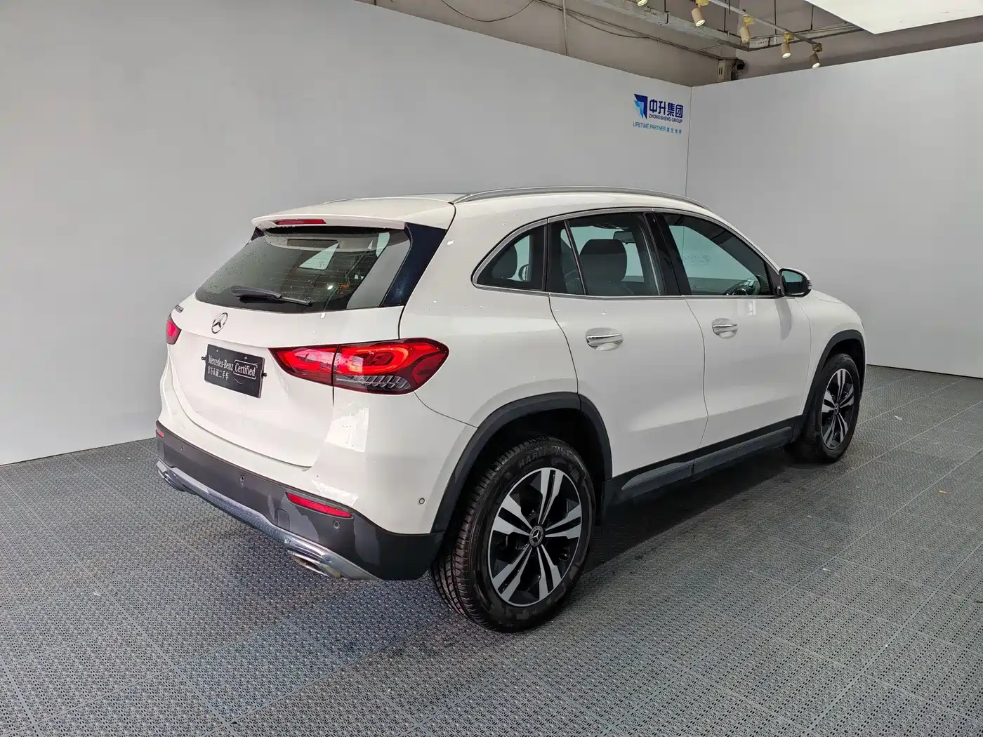 Mercedes-Benz GLA 2023