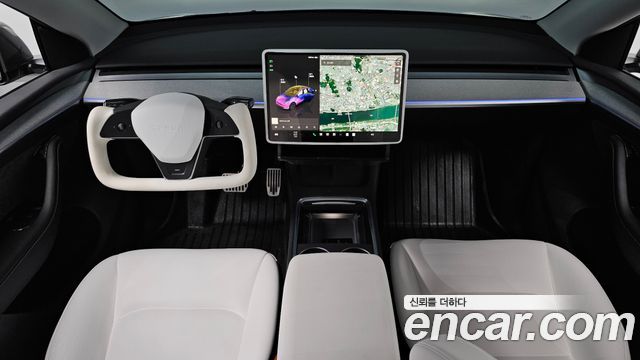 Tesla Model Y 2025