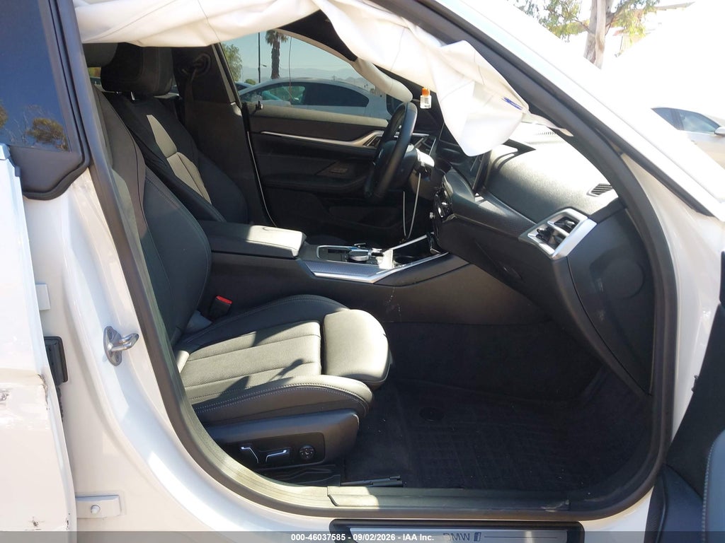 BMW i4 2025