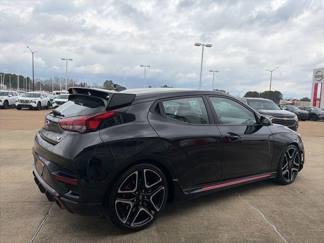 Hyundai Veloster 2022