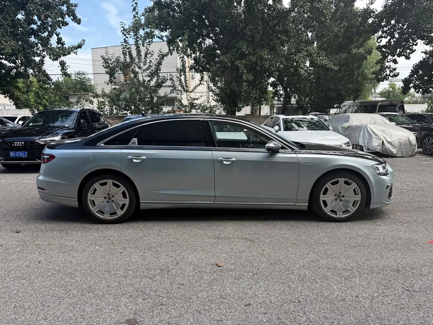 Audi A8 2025