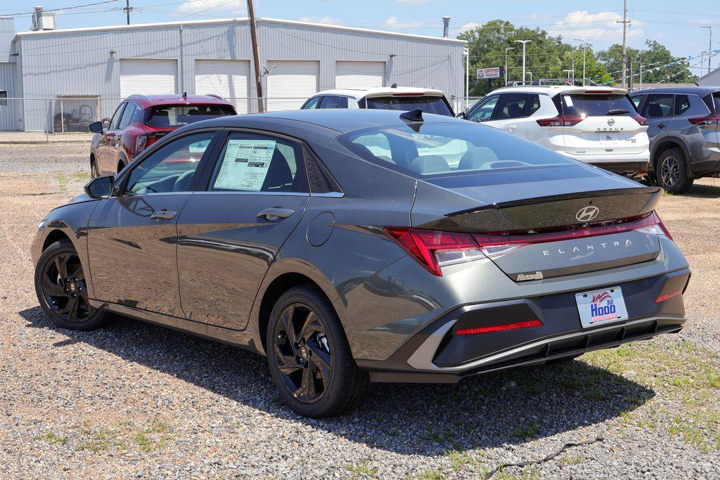 Hyundai Elantra 2026