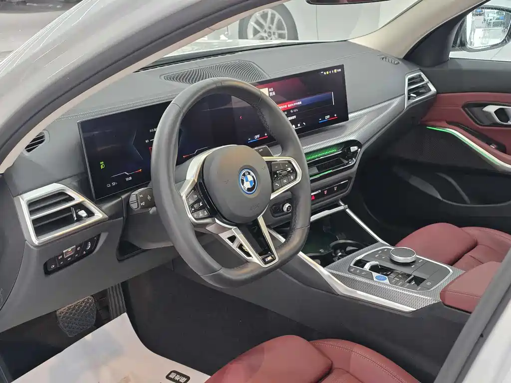 BMW i3 2024