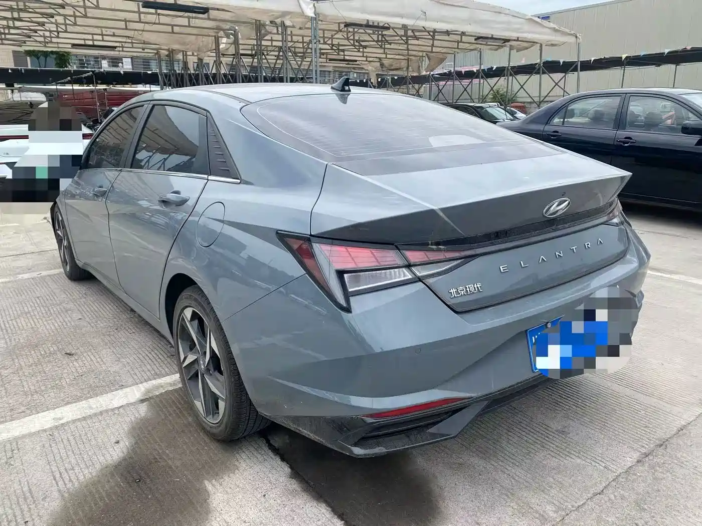 Hyundai Elantra 2022