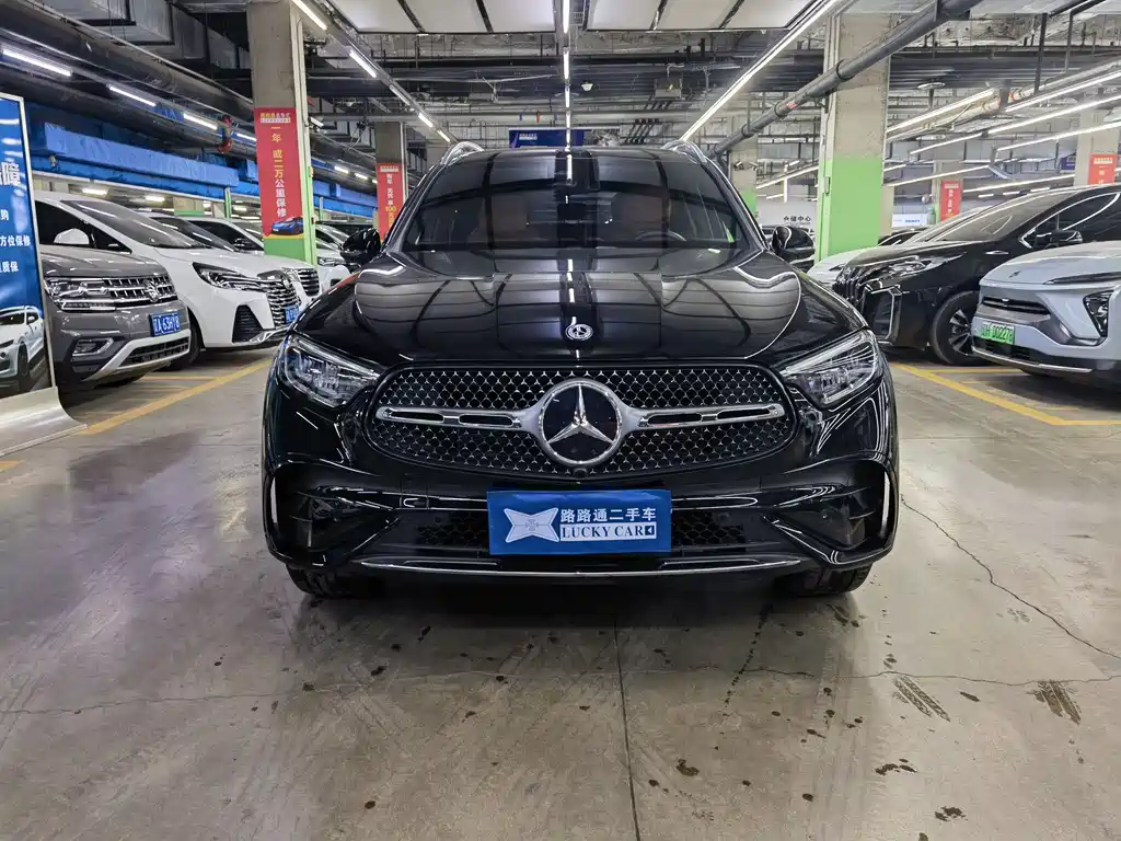 Mercedes-Benz GLC 2023
