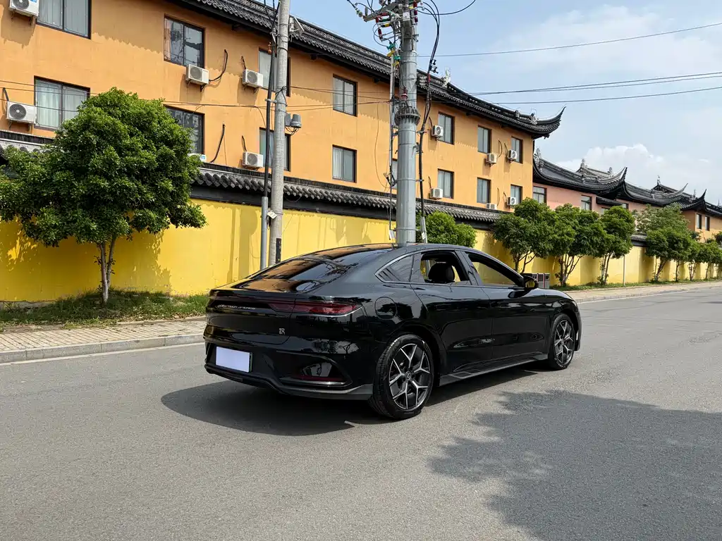 BYD Han 2023