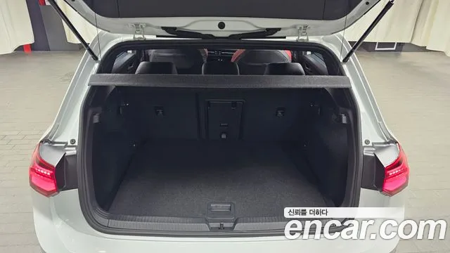 Volkswagen Golf 2024