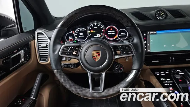 Porsche Cayenne 2022