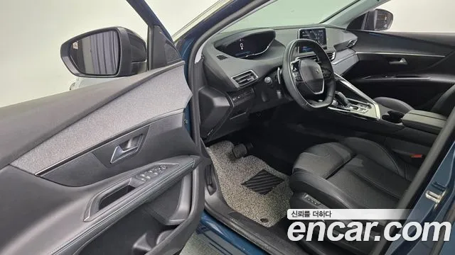 Peugeot 5008 2022